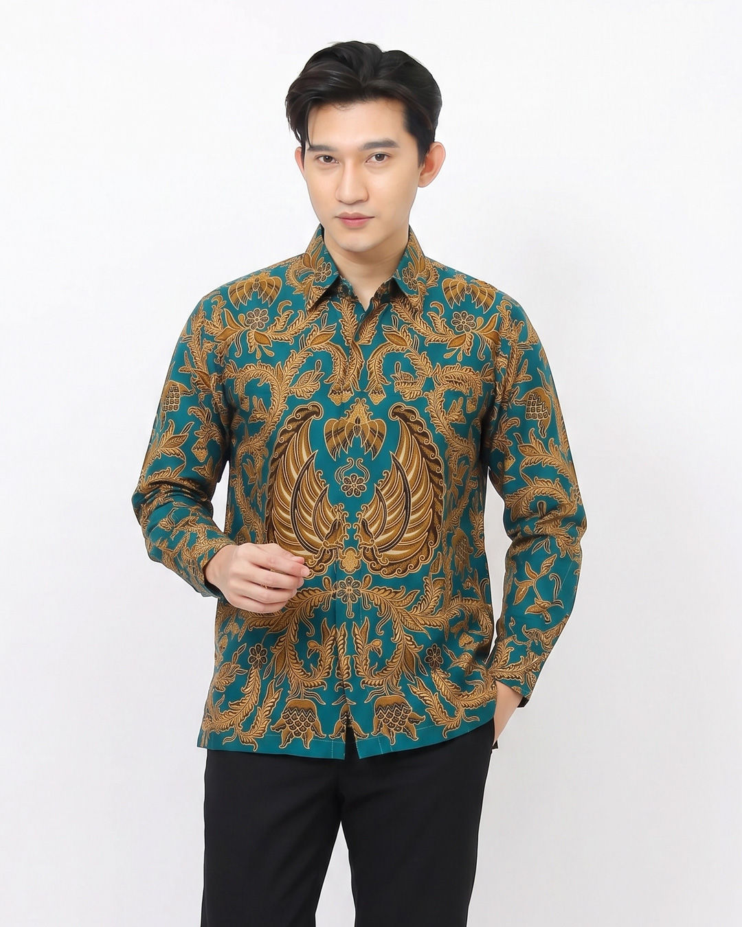 Kemeja Batik Lengan Panjang Gurdo Latar Rambat - Hijau 1