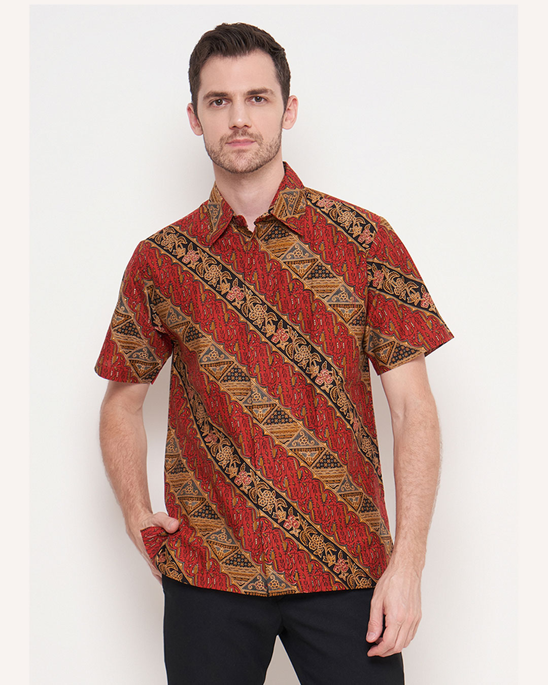 Kemeja Batik Lengan Pendek Lereng Tambal Puspa - Merah