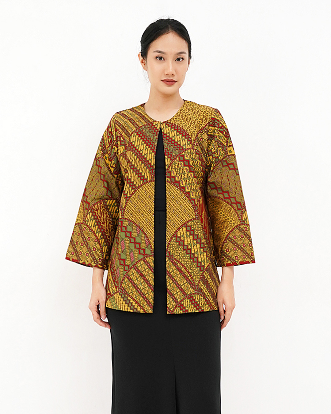 Outer Danar Hadi Lengan Panjang Grinsing Laras Kusuma - Merah Cover