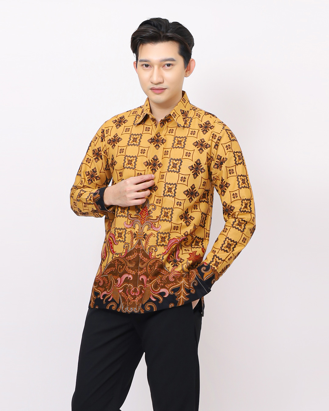 Kemeja Batik Lengan Panjang Rans Ceplok Blimbingan - Cokelat Cover