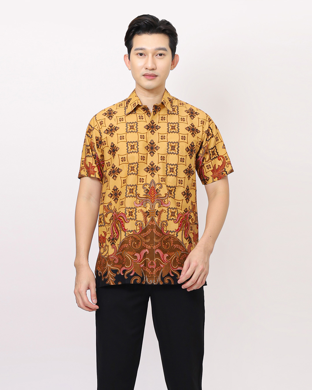 Kemeja Batik Lengan Pendek Rans Ceplok Blimbingan - Cokelat 3