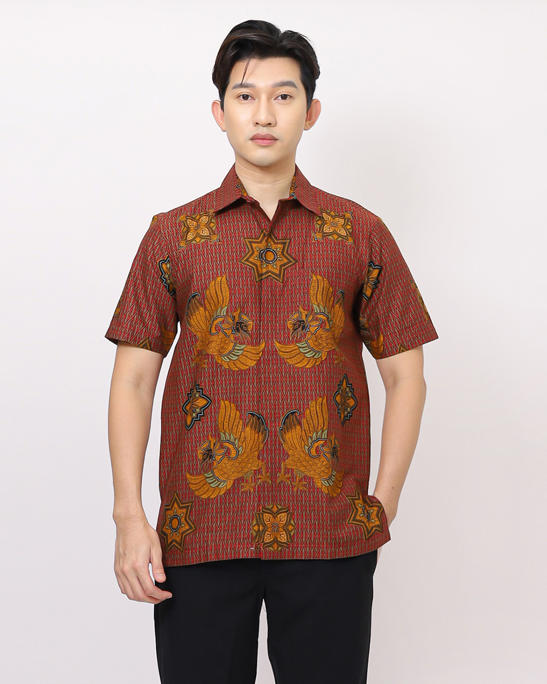 Kemeja Batik Lengan Pendek Peksi Jatayu - Merah cover